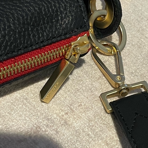 SOLD Hammitt Bryant black pebbled leather/gold hardware/red zip - Picture 7 of 10